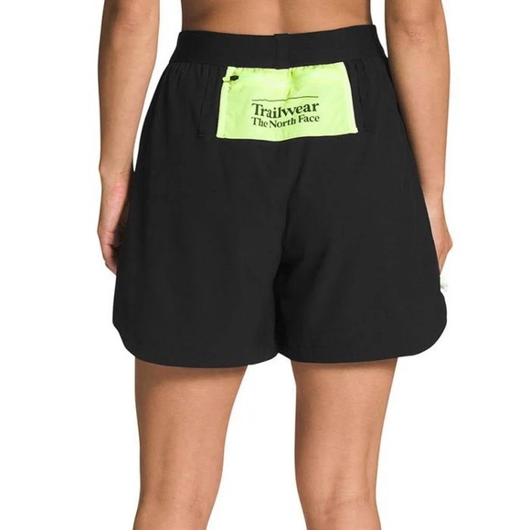 The North Face Women’s Black Trailwear OKT Trail Short - Medium NWT - Picture 2 of 9